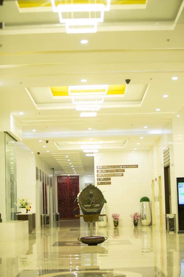 Maha Bodhi Hotel.Resort.Convention Centre Екстер'єр фото